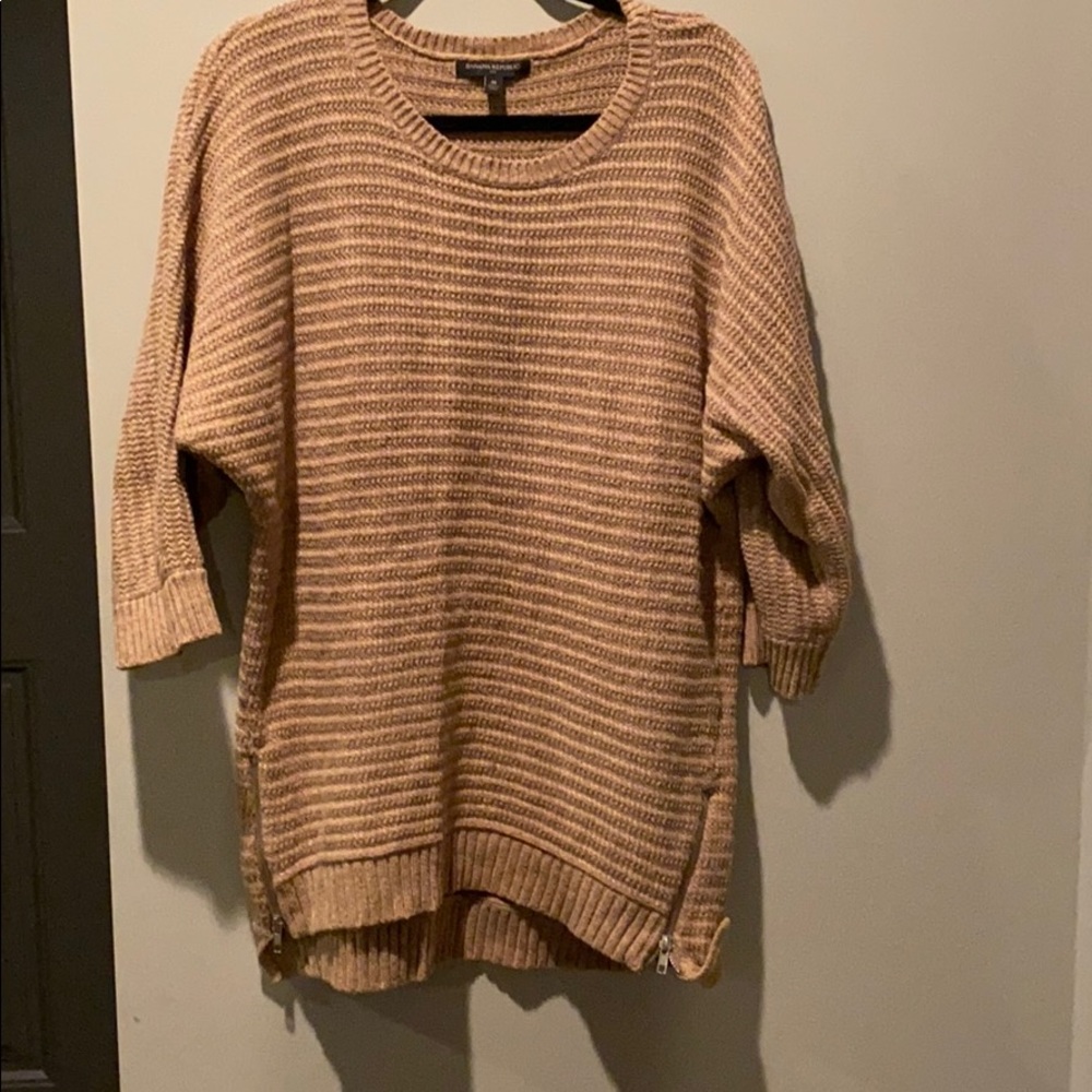 Banana Republic Sweater 3/4 sleeve